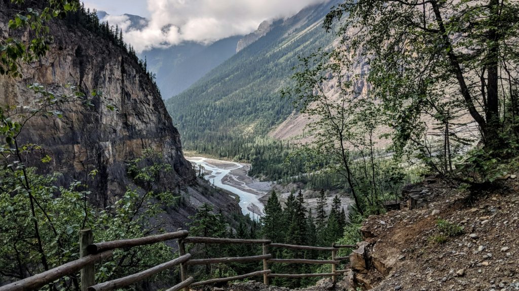 Berg Lake Trail - Mount Robson Provincial Park, British Columbia