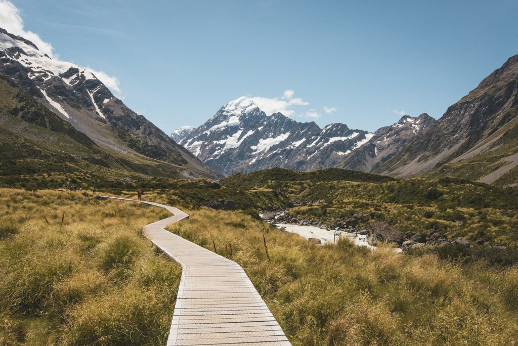 How to Experience New Zealand on a Budget
